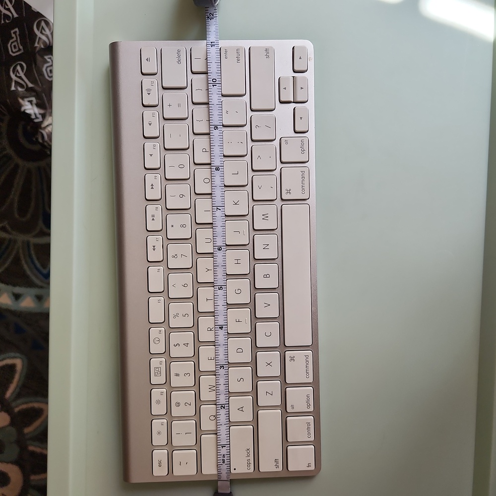 Apple Wireless Keyboard - Picture 4 of 5